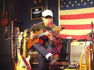 小西佳太 PROFILE